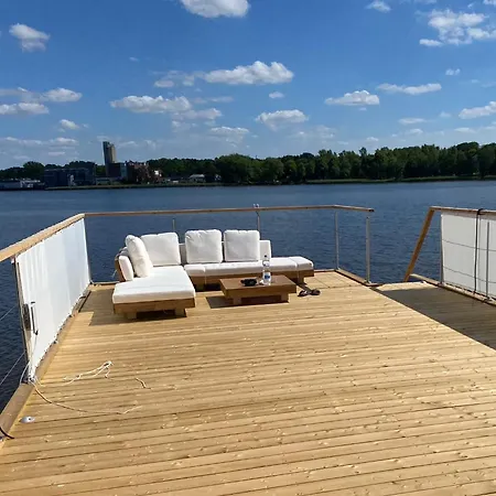 Hausboot Snowbird Mit Grossem Sonnendeck * Любек